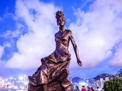 ��������ď���ҹ�J�������������� 5��4ҹ����һ����۵ġ�ɽϵ���c���������p��b��